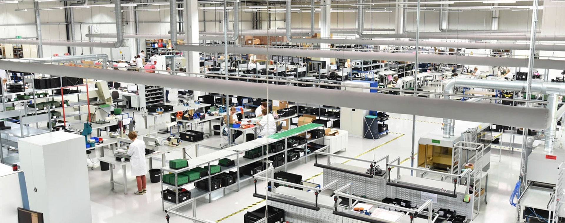 Pour prévenir les dangers cachés, les policiers de première ligne doivent porter des gants anti-coupure